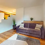 Haus Moritz * אוץ